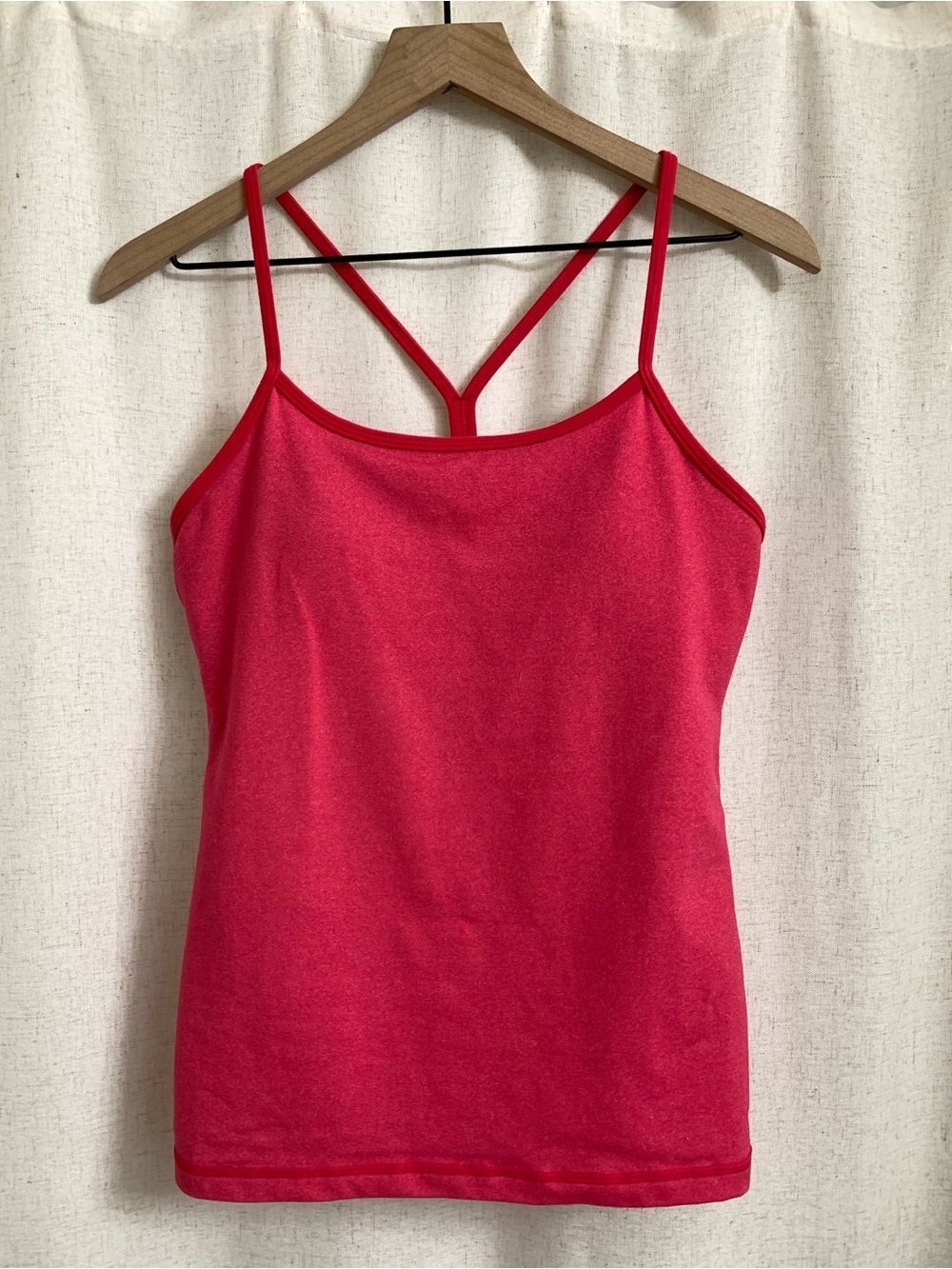 lululemon athletica Power Y Hot Pink Active Shelf Bra Strappy Camisole Tank 8